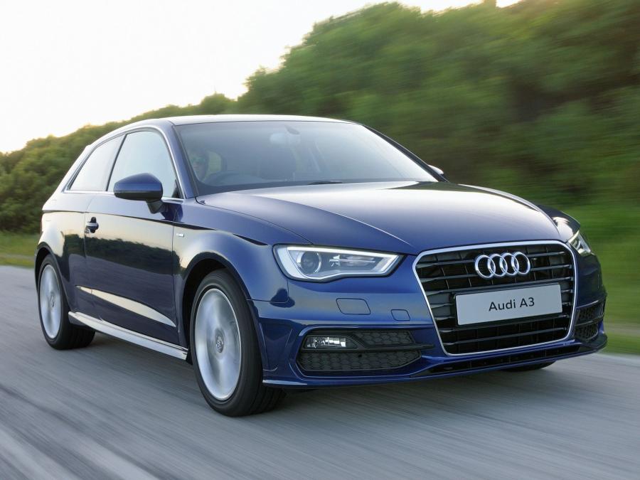  Audi A3 1.8T S-Line (8V) 2012 года  (ZA) (фото 1 из 12)